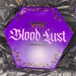 Blood lust pallet - Jeffery Star